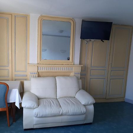 Hotel Les Beaux Arts- Limoges Hypercentre ภายนอก รูปภาพ