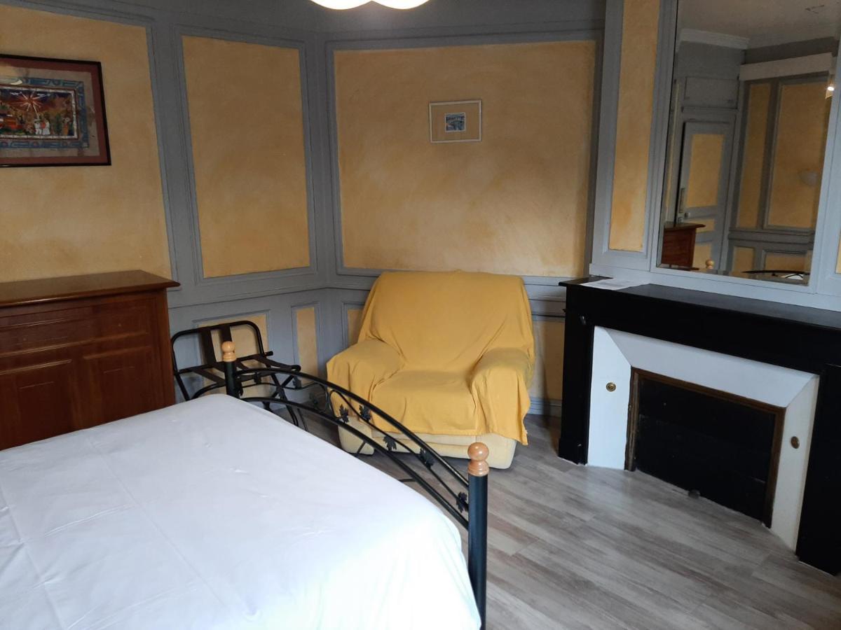 Hotel Les Beaux Arts- Limoges Hypercentre ภายนอก รูปภาพ